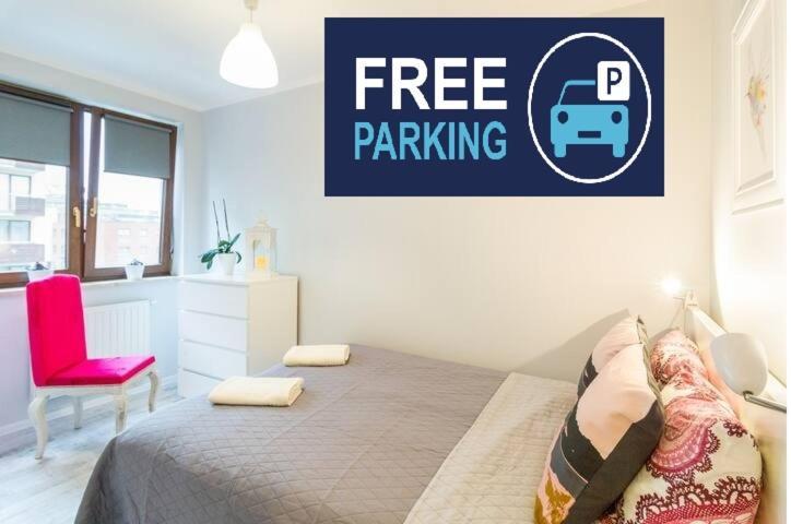 Bird House Apartment In The City Center クラクフ エクステリア 写真